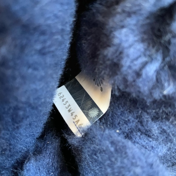 UGG Mini Bailey Corduroy Bow Boots In Navy - Picture 6 of 7